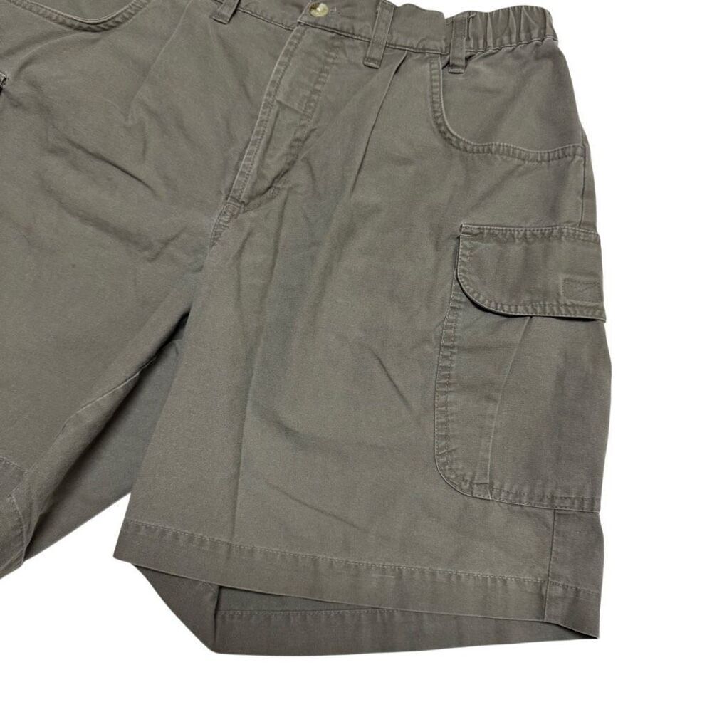 Columbia Men's Khaki Green Cargo Shorts - Size 34 stretch waist - Picture 9 of 14